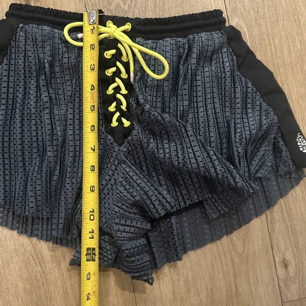 Free Movement Free People Women's Pleated Lace Up Lined Run‎ Shorts